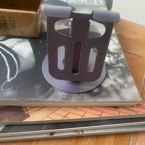 BNIB Purple All Metal Desktop Cell Phone Bracket!!